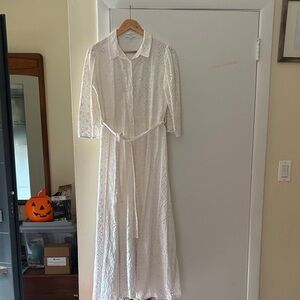 Chic White Lace Long Sleeve Dress